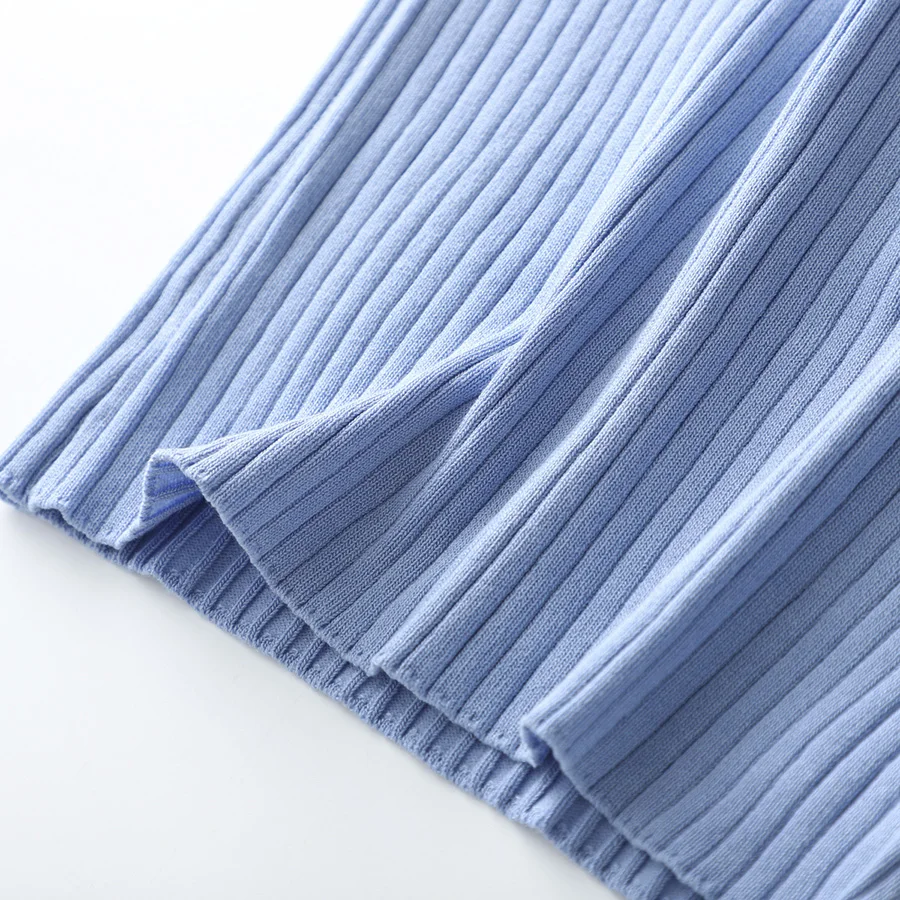 Women's Solid Color Short Sleeved Crop Top